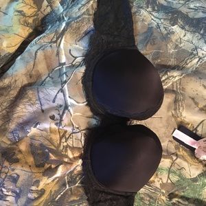 Black strapless Victoria’s Secret bra 34dd